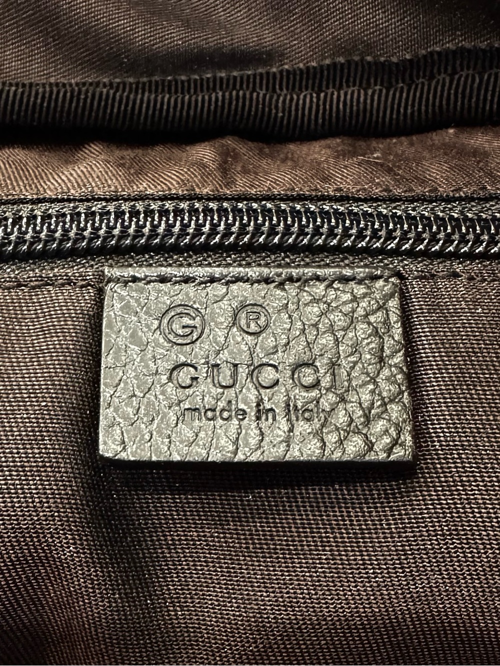 Authentic GUCCI Large GG Logo Beige Canvas Brown Leather Carry on Duffle Bag - Picture 14 of 16